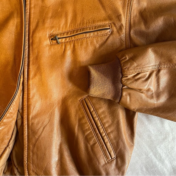 ✨SOLD✨Vintage 1980’s Mixed Blues Leather Bomber jacket Camel/Tan Size Mens Small - Picture 7 of 9